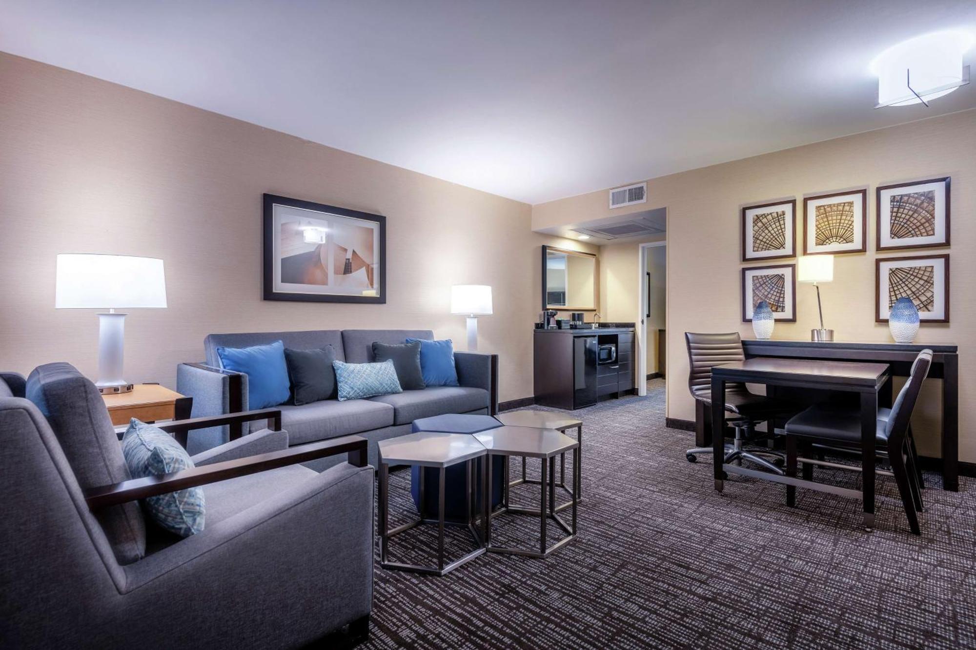 Embassy Suites Los Angeles - International Airport/North Exterior photo