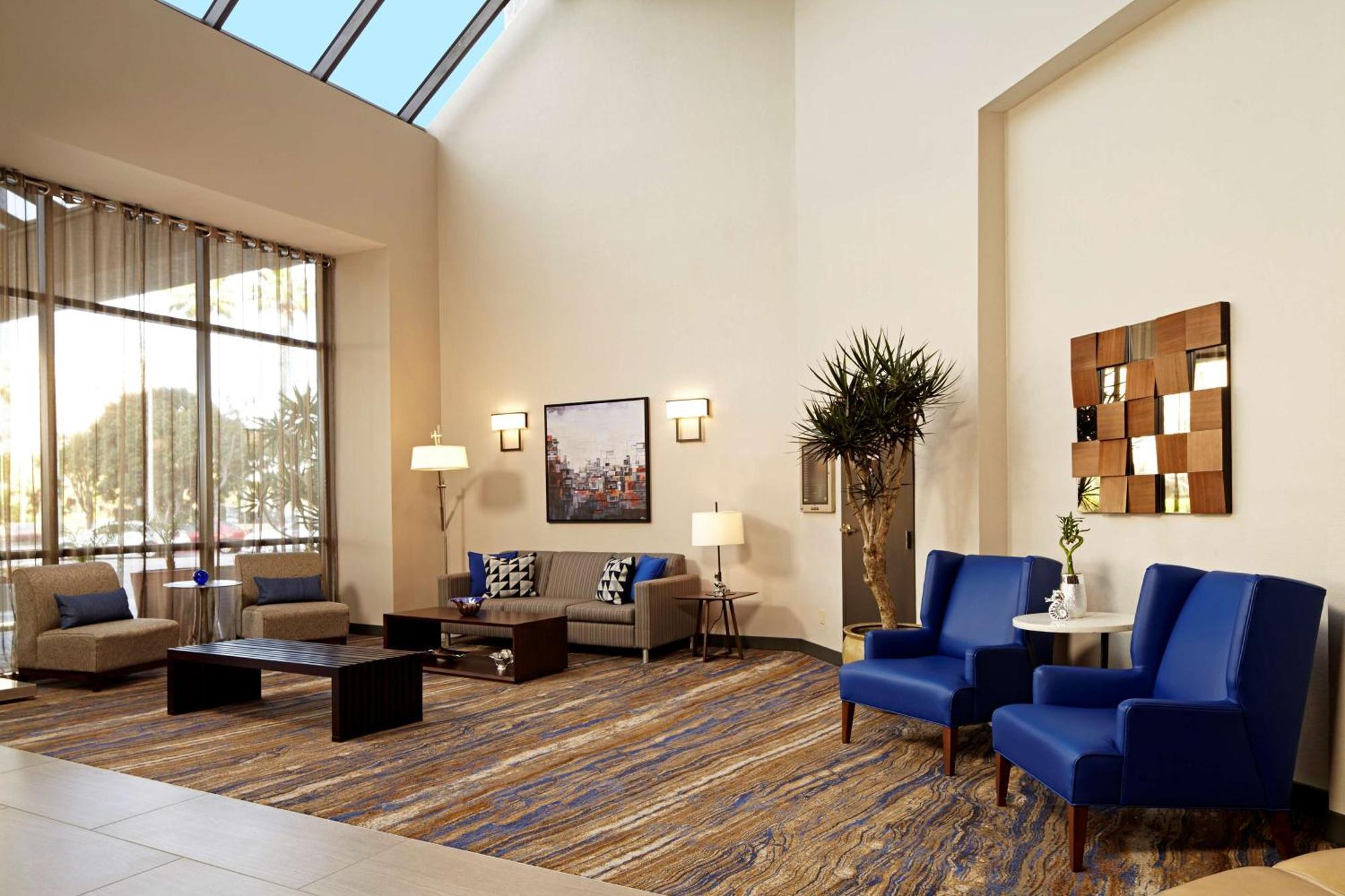 Embassy Suites Los Angeles - International Airport/North Exterior photo